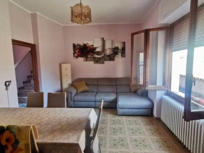 Casa trilocale in vendita in Via Don Giovanni Minzoni, Centro, Avezzano