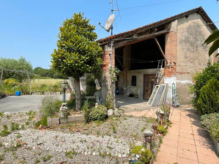 Casa con 6 locali in vendita in Centro, Genivolta