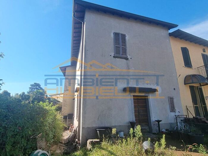 Casa quadrilocale in vendita in Via Cesare Battisti, Monticello Mondonico, Olgiate Molgora