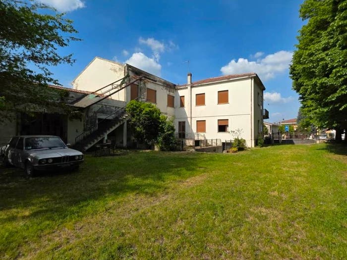 Casa con 6 locali in vendita in Centro, Solesino