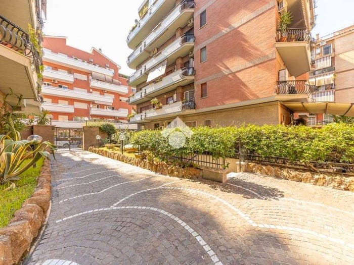 Appartamento con 5 locali in vendita in Via Franco Sacchetti, Talenti Monte Sacro, Roma