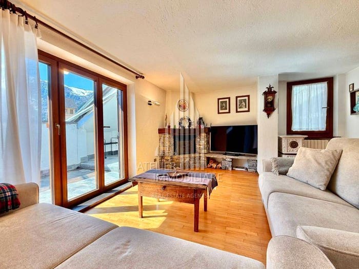 Casa quadrilocale in vendita in Via Roma, Centro, Courmayeur