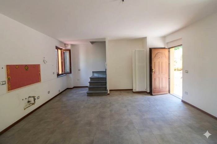 Appartamento quadrilocale in vendita in Centro, Monte Roberto