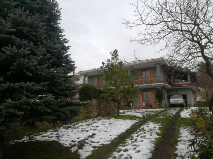 Casa con 6 locali in vendita in Ponti