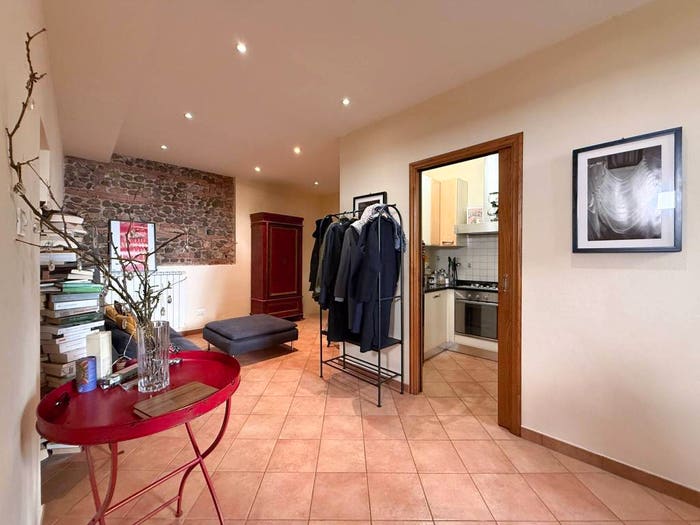 Appartamento con 5 locali in vendita in Piazza del Salvatore, Piazza Napoleone San Michele, Lucca