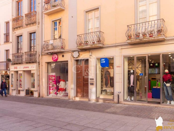 Appartamento quadrilocale in vendita in Via Giuseppe Garibaldi, Villanova, Cagliari