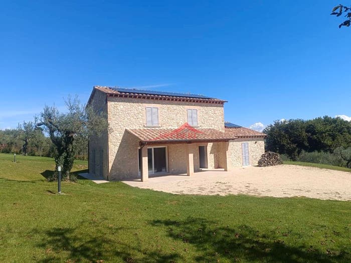 Casa con 5 locali in vendita in Via Ortana, Centro, Amelia