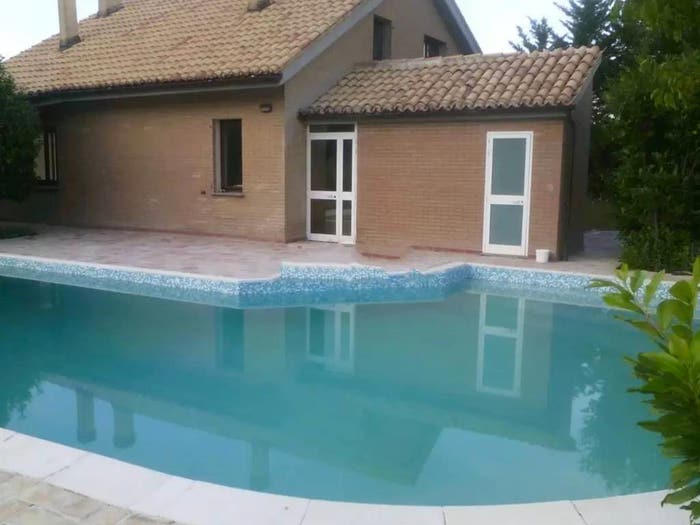 Casa con 5 locali in vendita in Via Avenale, Fabriano