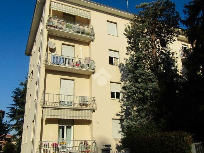 Appartamento bilocale in vendita in Via Marmolada, San Leonardo, Parma