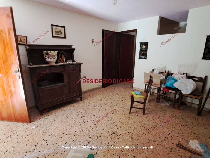 Casa con 5 locali in vendita in Via Giovanni Amendola, Cerda
