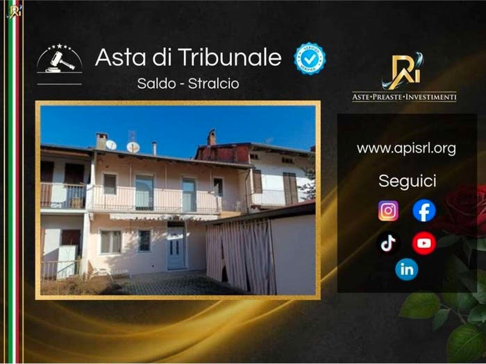 Appartamento quadrilocale in vendita in Via Vittorio Veneto, Centro, Caluso