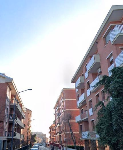 Appartamento quadrilocale in vendita in Via Ugo Foscolo, Stadio, Asti