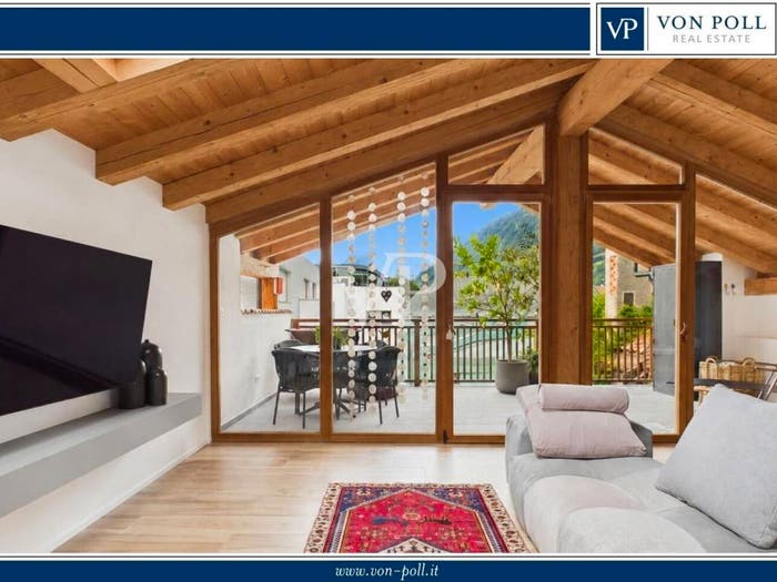 Casa quadrilocale in vendita in Corso della Libertà, Centro, Merano