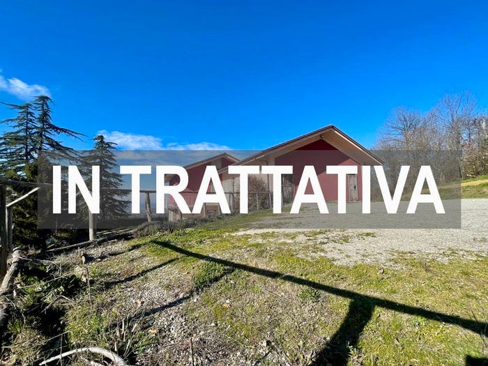 Casa con 6 locali in vendita in Località Asserto, Roddino