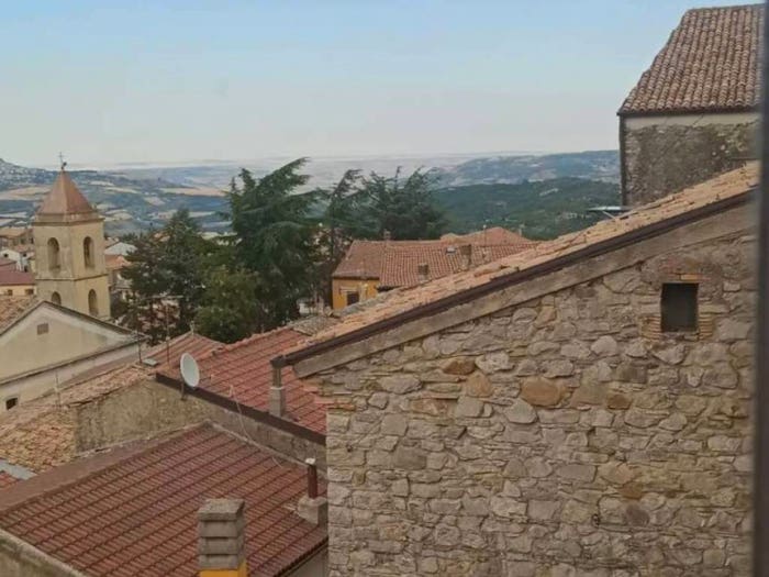 Casa quadrilocale in vendita in Via Guglielmo Oberdan, Centro, Pietragalla