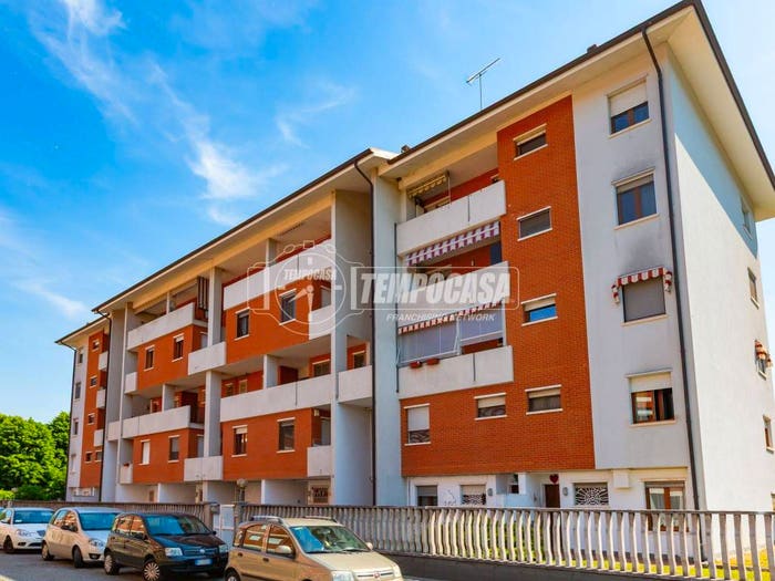 Appartamento con 5 locali in vendita in Via Mezzaluna, Centro, San Mauro Torinese