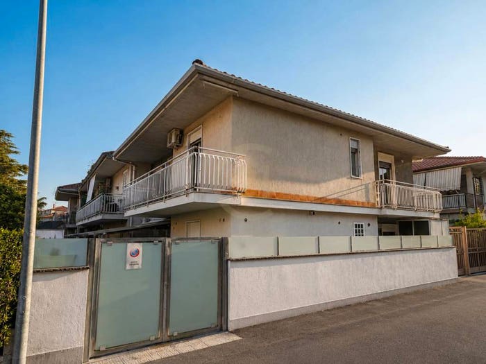 Appartamento quadrilocale in vendita in Via Vincenzo Bellini, San Pietro Clarenza