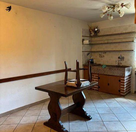 Casa con 6 locali in vendita in Borgata Pallareto, Murialdo
