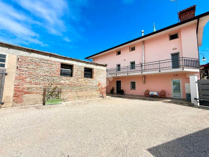 Casa quadrilocale in vendita in Via della Chiesa, Centro, Lestizza