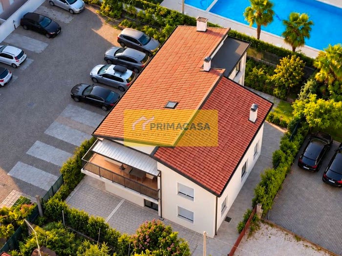 Appartamento trilocale in vendita in Via Danimarca, Lido Est, Jesolo