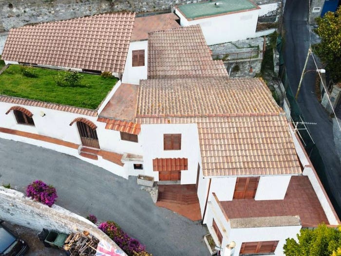 Casa con 6 locali in vendita in Centro, Massa Lubrense