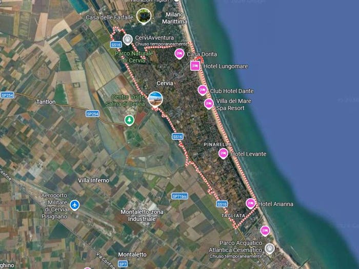 Appartamento quadrilocale in vendita in viale Giuseppe Verdi, Milano Marittima, Cervia