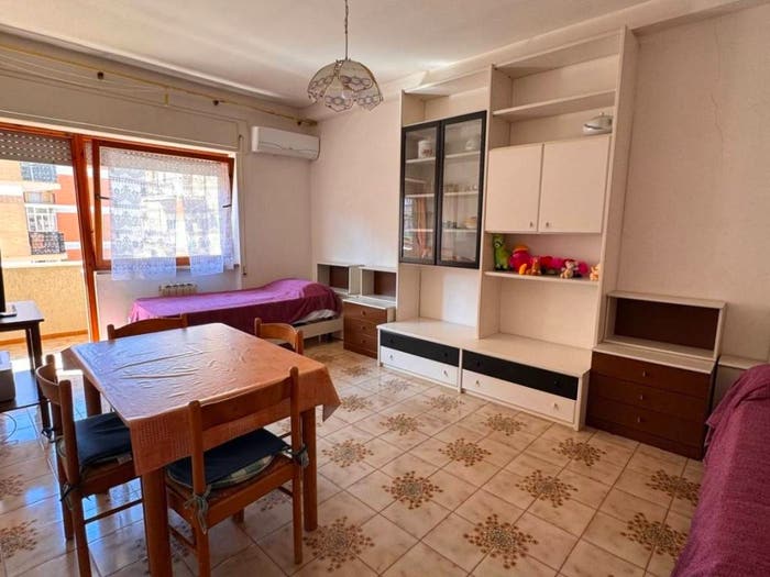 Appartamento trilocale in vendita in Via Venezia, Centro, Nettuno
