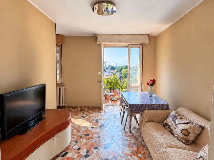 Appartamento trilocale in vendita in Via Enrico Toti, Centro, Lainate