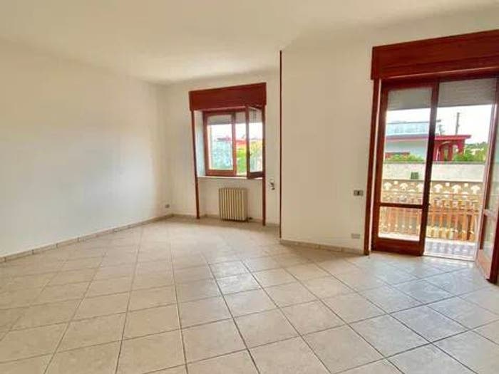 Appartamento quadrilocale in vendita in Via Rubicone, Santa Rosa, Lecce