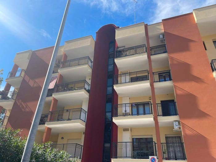 Appartamento quadrilocale in vendita in Via Enrico Berlinguer, Ginosa