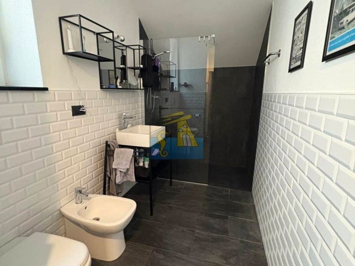 Appartamento con 5 locali in vendita in Vico della Torrre, Centro Storico, Chiavari