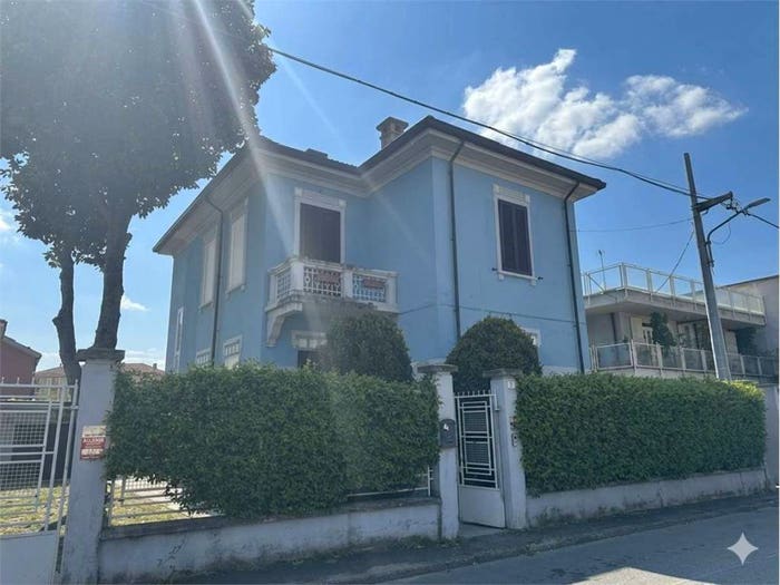 Casa quadrilocale in vendita in VIA MARANZANA, Cristo, Alessandria