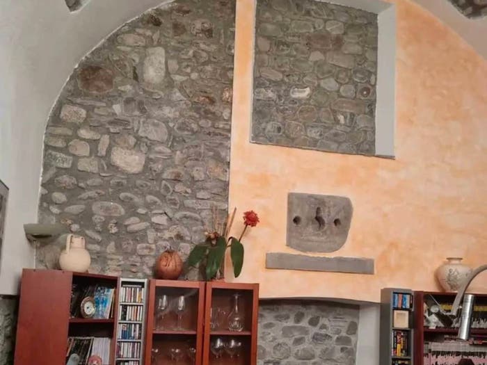 Casa con 6 locali in vendita in Piazza Abbazia, Centro, Aulla