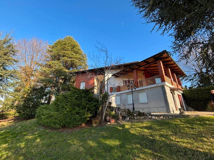 Casa quadrilocale in vendita in Via Borgomasino, Moncrivello
