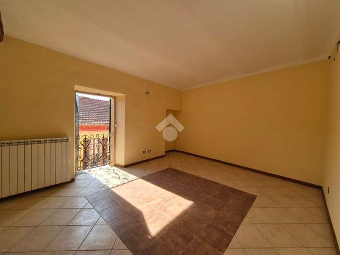 Appartamento trilocale in vendita in Via Maggiore de Alessandris, Ponti