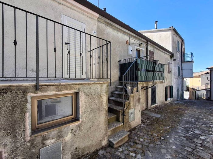Appartamento trilocale in vendita in Via Giacomo Leopardi, Perticara, Novafeltria