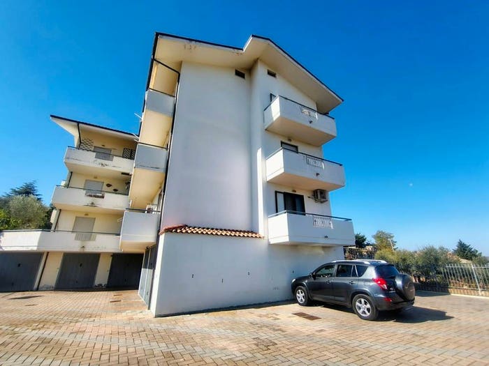 Appartamento con 5 locali in vendita in Via dell'Edicola, Crocefisso, Città Sant'Angelo