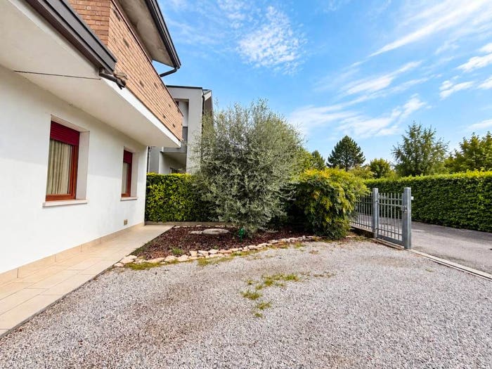 Casa trilocale in vendita in Via Riviera del Brenta, Fiesso d'Artico
