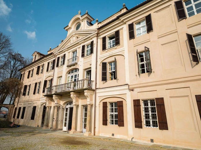Appartamento con 6 locali in vendita in Via Martiri del Aprile, Centro Storico, Collegno