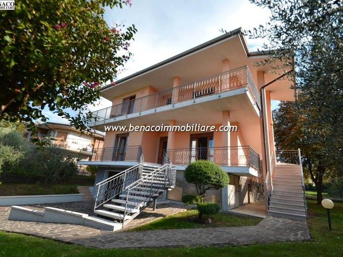 Appartamento con 5 locali in vendita in Via Tione, Castelnuovo del Garda