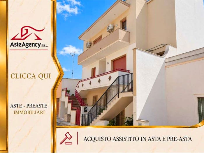 Appartamento con 5 locali in vendita in Via Giovanni Pascoli, Casarano