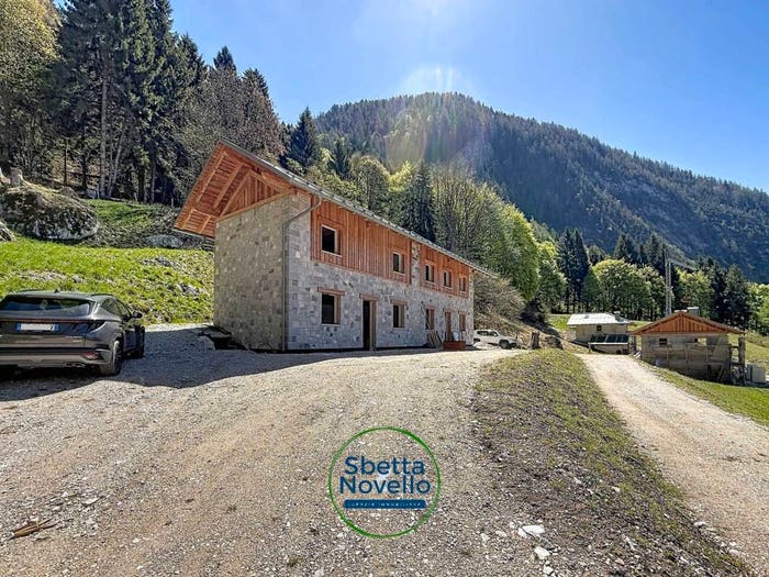 Casa trilocale in vendita in Località Spiado, Pieve Tesino