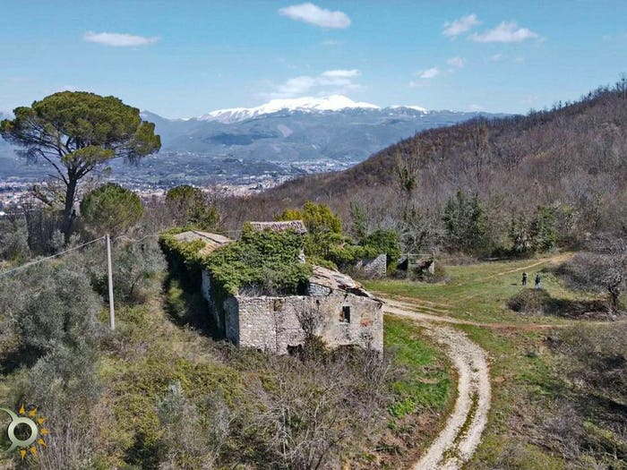Casa con 6 locali in vendita in Via Selva Piana, Rieti