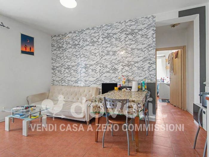 Appartamento bilocale in vendita in Via Roncole, Roncole, Montescano