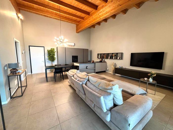 Appartamento trilocale in vendita in Strada Dosso del Corso, Dosso del Corso Chiesanuova, Mantova