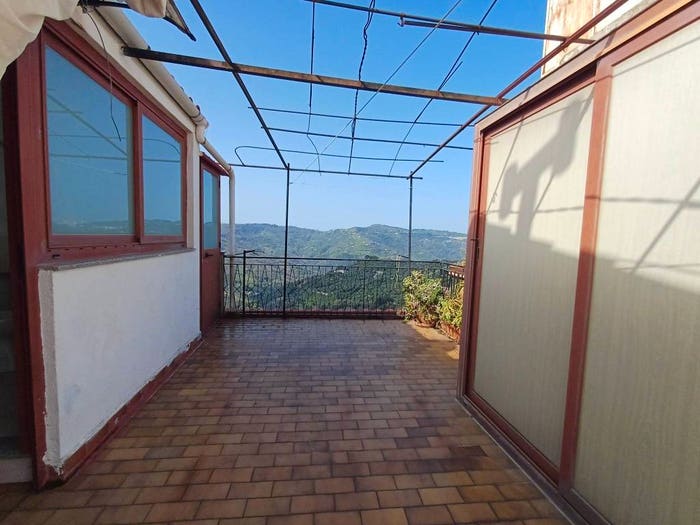 Casa con 5 locali in vendita in Vico San Sebastiano, Centro, Ficarra