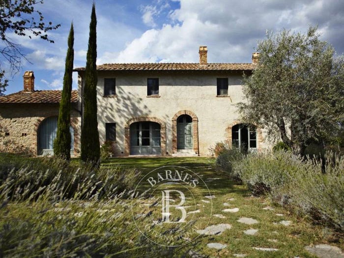 Casa con 6 locali in vendita in Cetona, Centro
