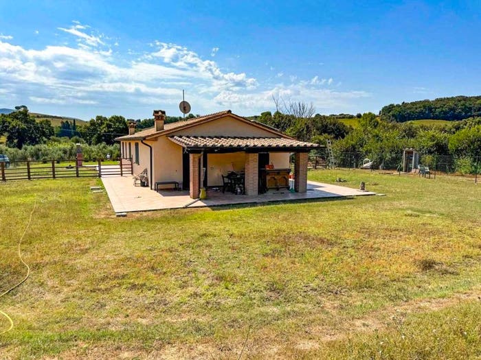 Casa quadrilocale in vendita in Bibbona