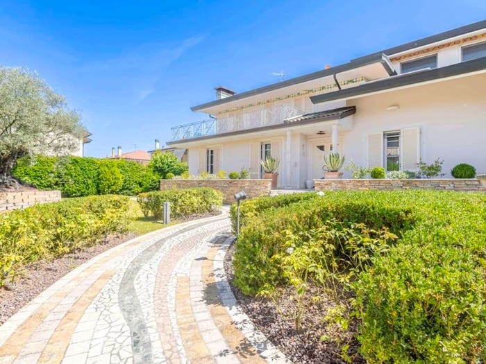 Casa con 6 locali in vendita in Centro, Fucecchio