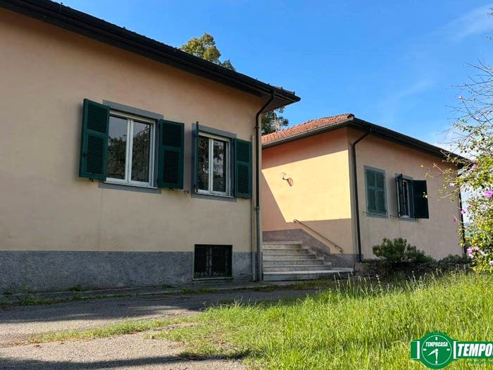 Casa con 6 locali in vendita in Via Sarzana, Limone Melara, La Spezia